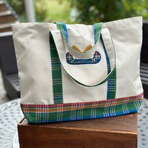 Zipped Plaid Accent Canvas Tote Bag